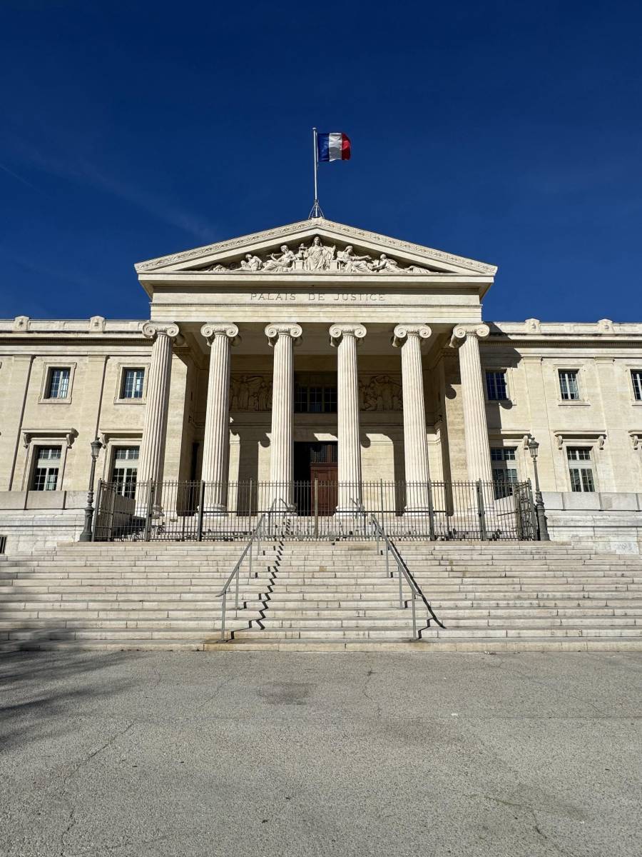 Avocat pour défendre une victime d'incendie à Marseille dans les Bouches-du-Rhône 13